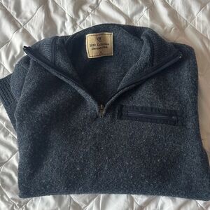 Abercrombie & Fitch Men's Charcoal Zip-Up Sweater